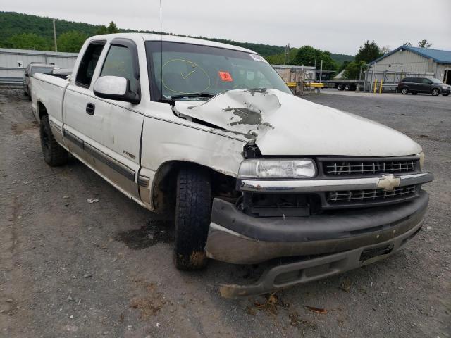 CHEVROLET SILVERADO 2000 with VIN 2GCEC19V6Y1347835 - Photo from auction