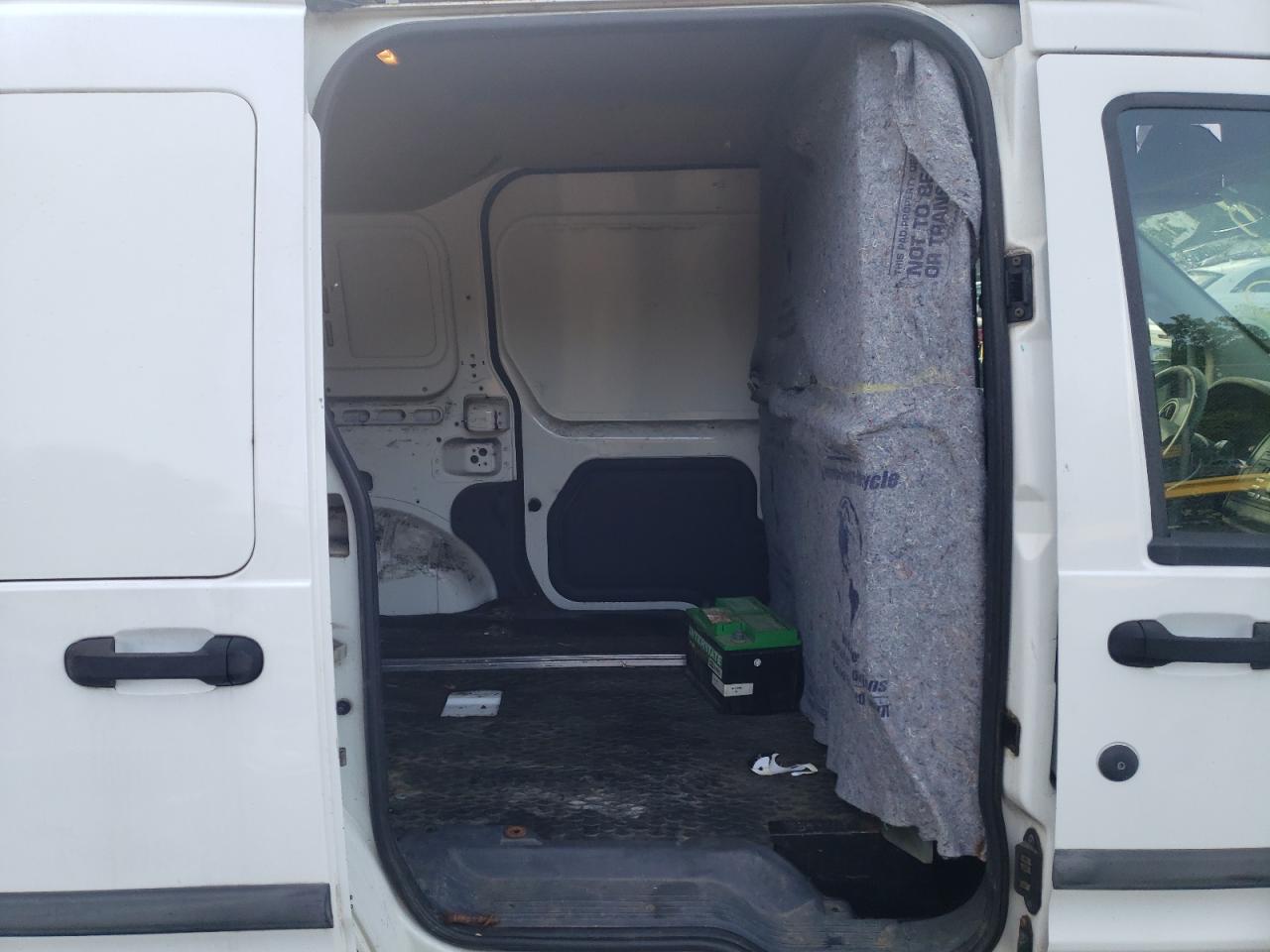 Photo 17 from auction – 2010 FORD TRANSIT CO with VIN NM0LS7BN7AT027802