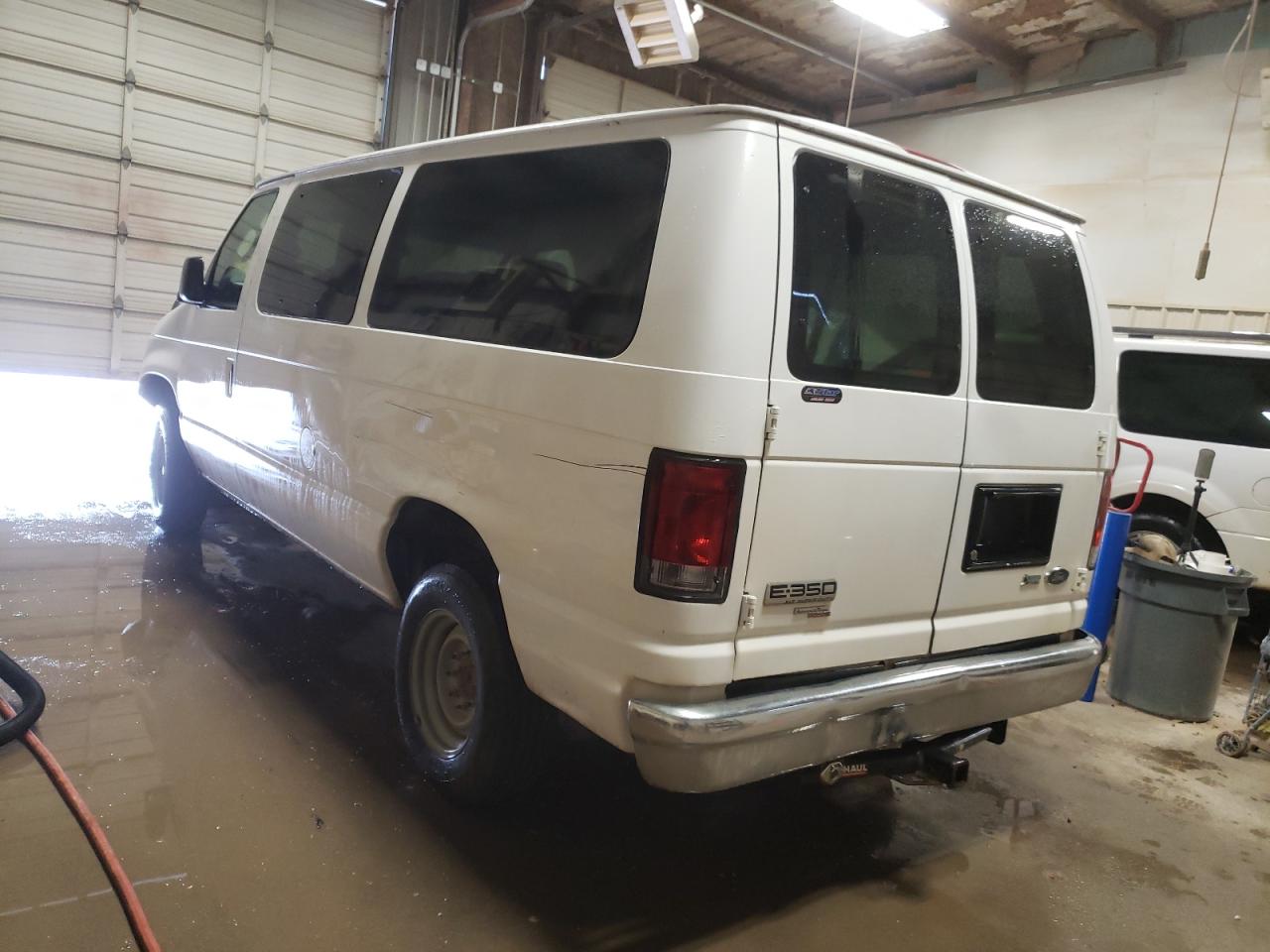 Photo 16 from auction – 2012 FORD ECONOLINE with VIN 1FBNE3BL0CDB00360