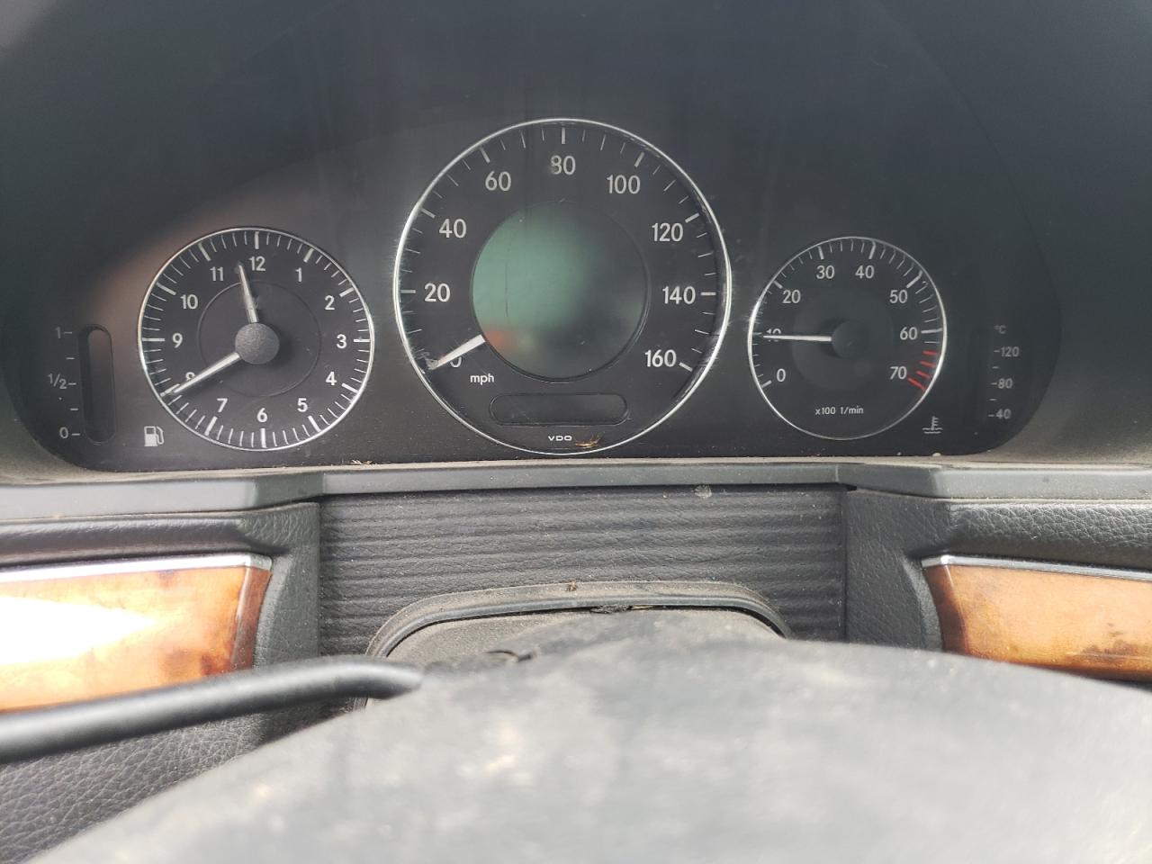 Foto 8 de la subasta – 2003 MERCEDES-BENZ E 320 con VIN WDBUF65J03A294114