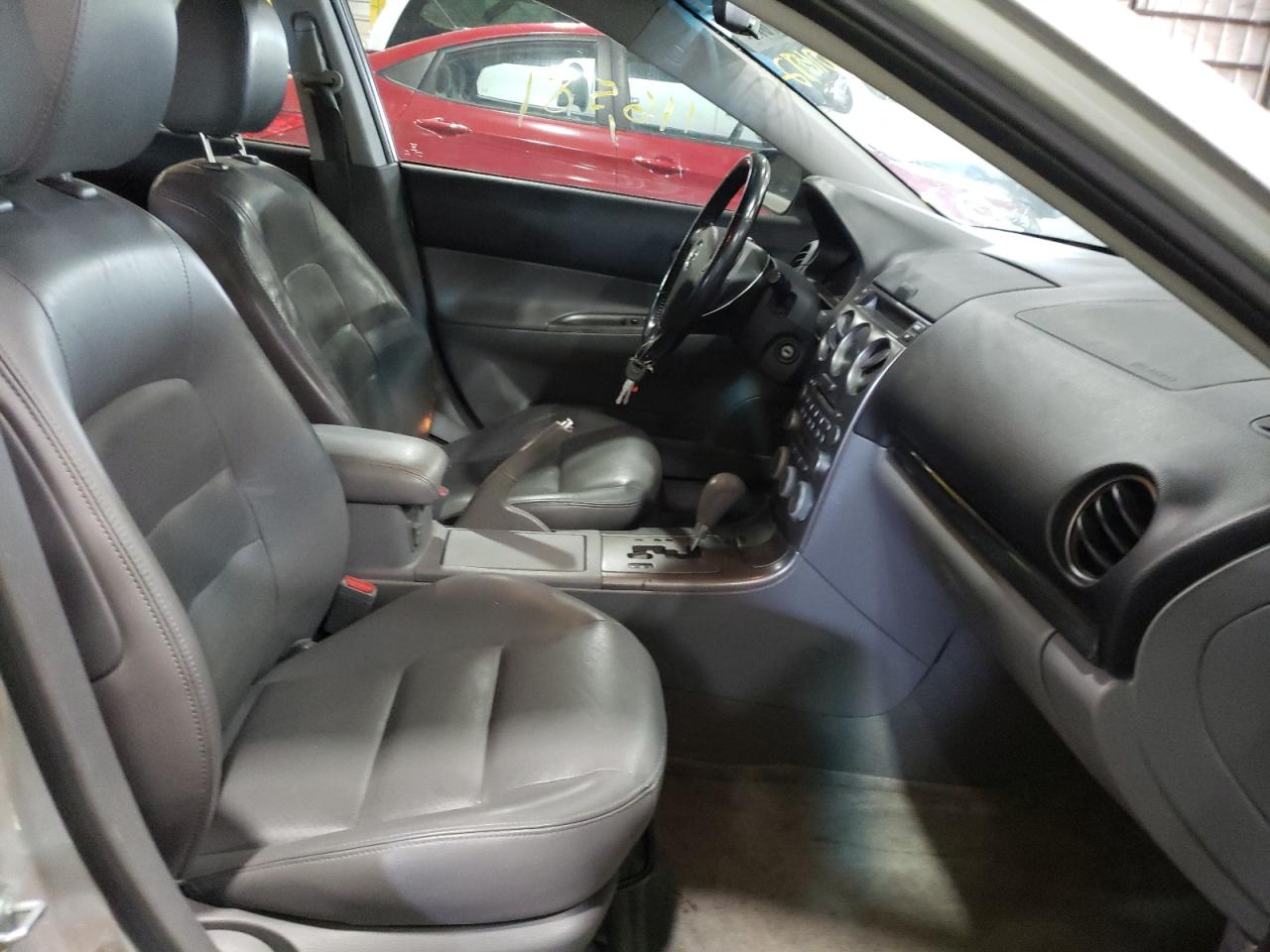 Photo 5 from auction – 2004 MAZDA 6 S with VIN 1YVHP80D445N84082