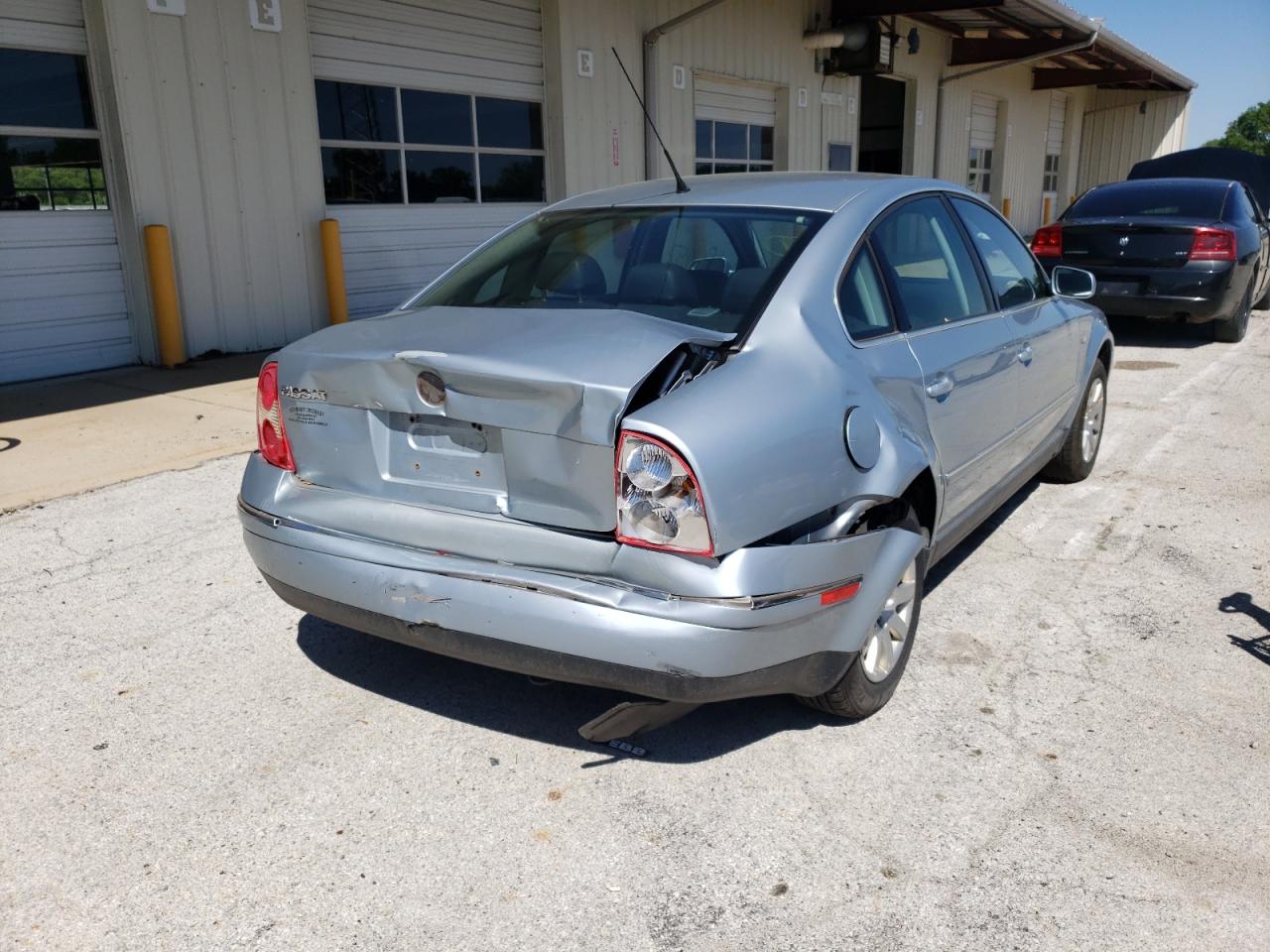 Photo 4 from auction – 2003 VOLKSWAGEN PASSAT GLS with VIN WVWPD63B73P430901