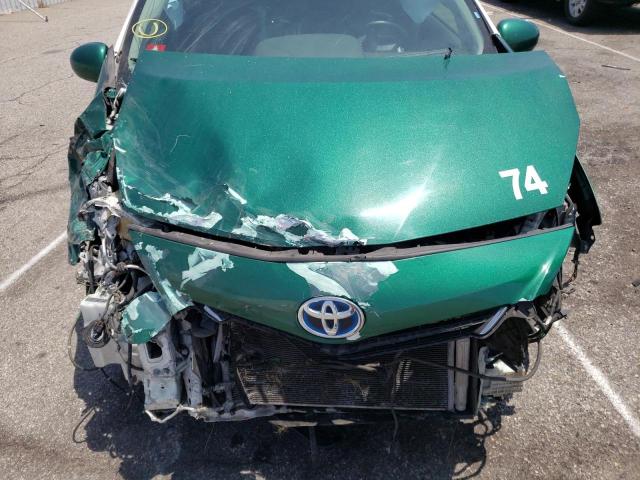 Photo 7 from auction – 2014 TOYOTA PRIUS V with VIN JTDZN3EU9E3316332