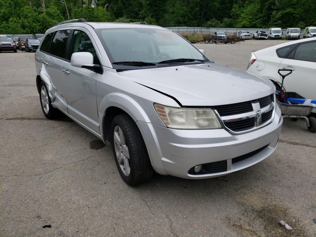 DODGE JOURNEY R/ 2010 with VIN 3D4PG6FV0AT175470 - Photo from auction