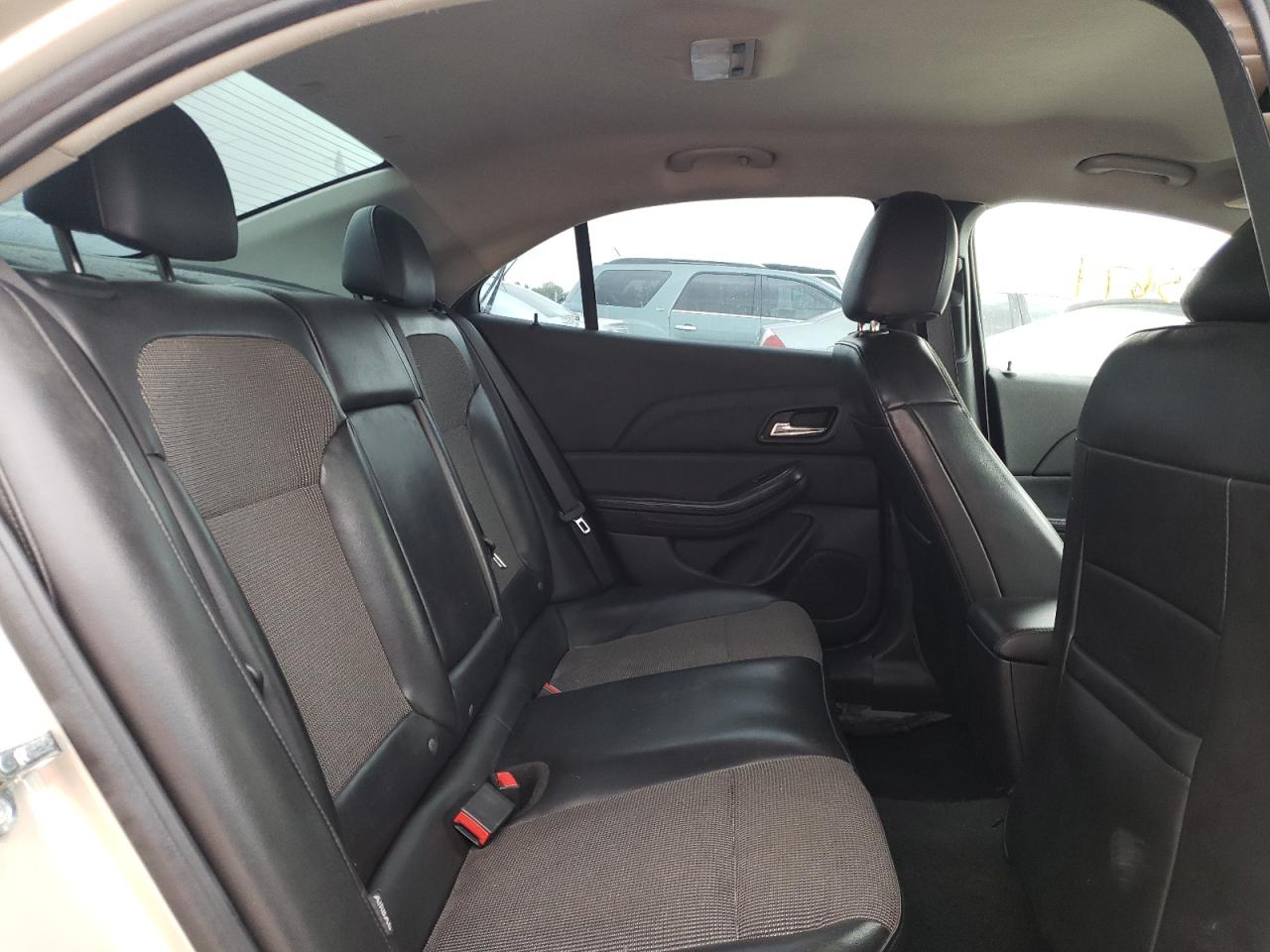 Photo 6 from auction – 2015 CHEVROLET MALIBU 1LT with VIN 1G11C5SL0FF277102