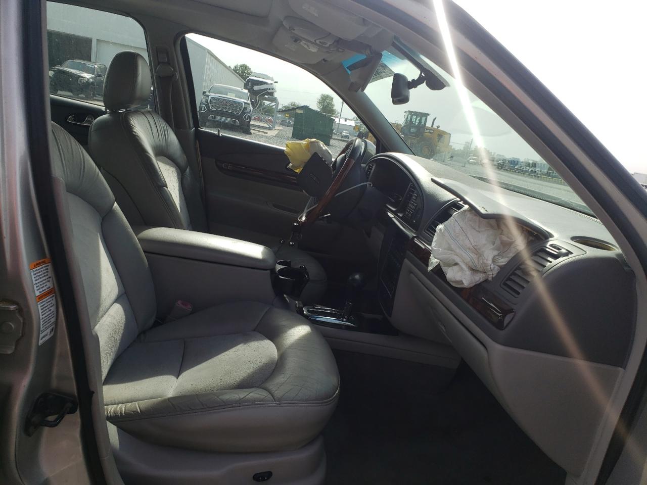 Photo 5 from auction – 2002 LINCOLN CONTINENTA with VIN 1LNHM97V12Y687700