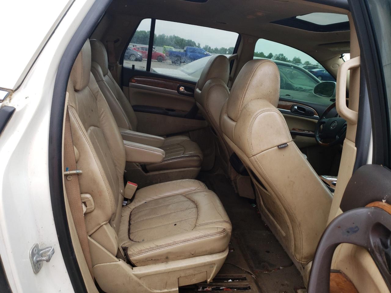 Photo 6 from auction – 2010 BUICK ENCLAVE CX with VIN 5GALVCED7AJ259142