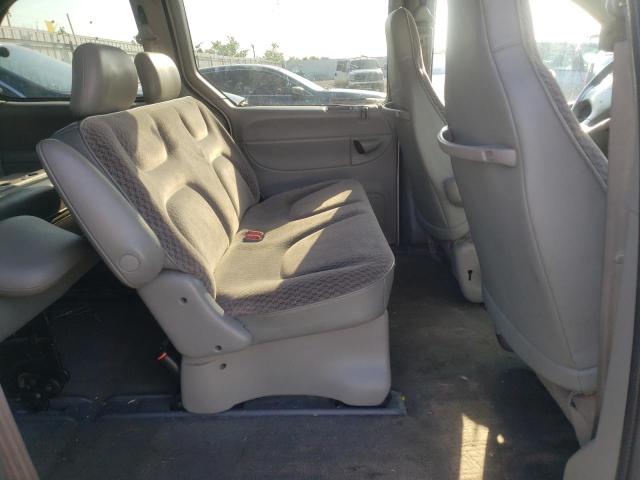 Photo 6 from auction – 2000 DODGE CARAVAN with VIN 2B4GP2535YR823692