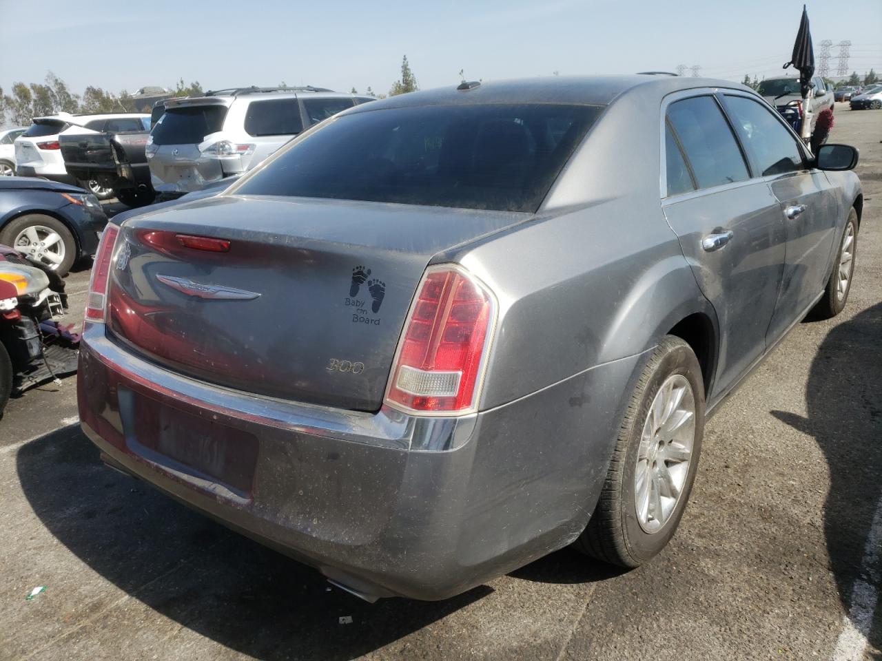 Photo 4 from auction – 2011 CHRYSLER 300 LIMITE with VIN 2C3CA5CG7BH558026