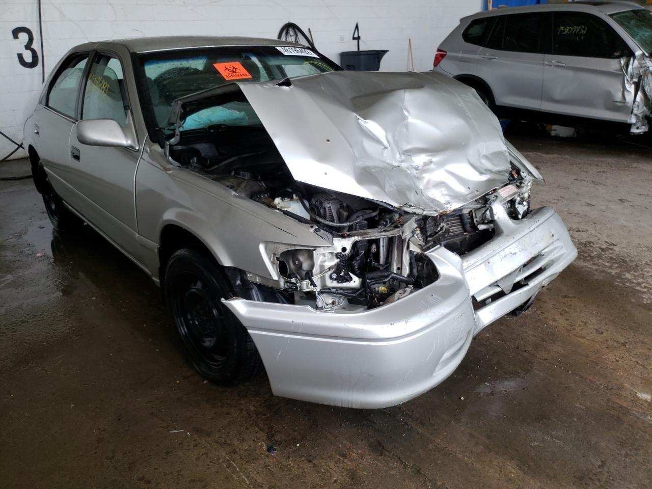 Photo 14 from auction – 2000 TOYOTA CAMRY CE with VIN 4T1BG22K5YU710994