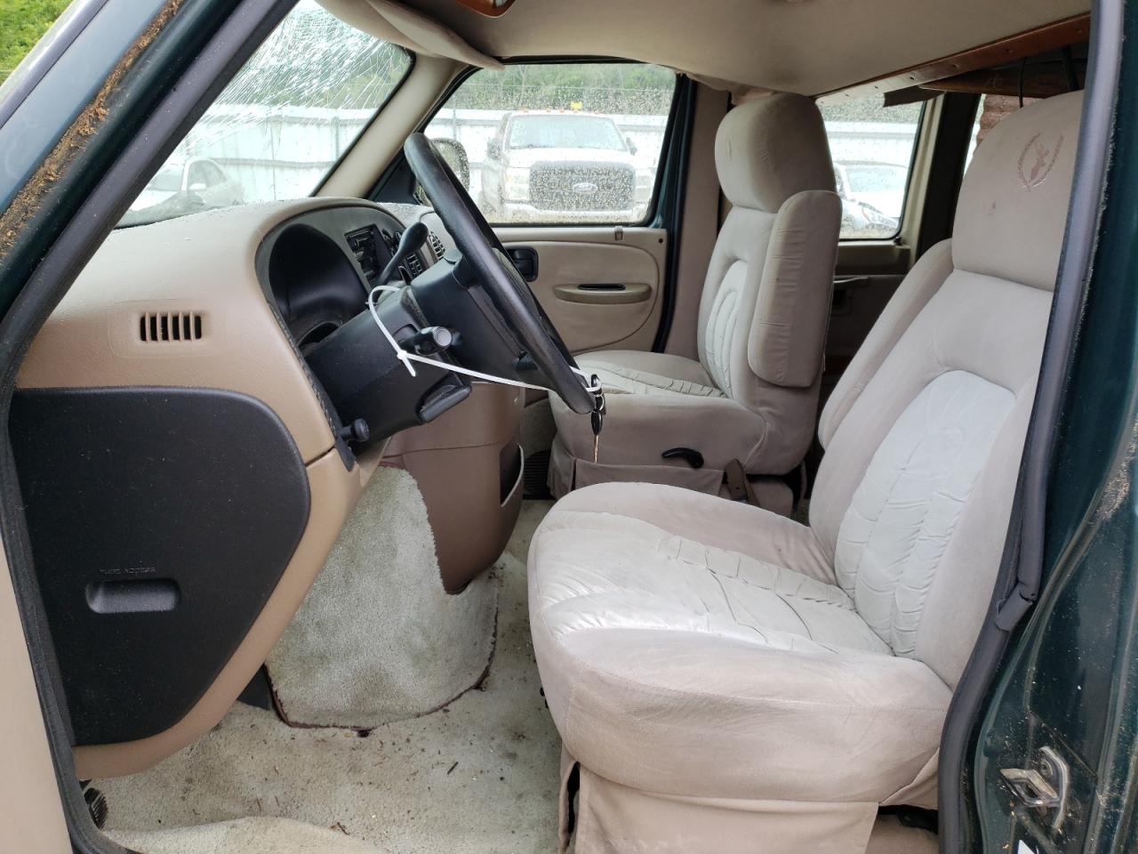 Photo 5 from auction – 2003 DODGE RAM VAN B1 with VIN 2D6WB11Y53K516690