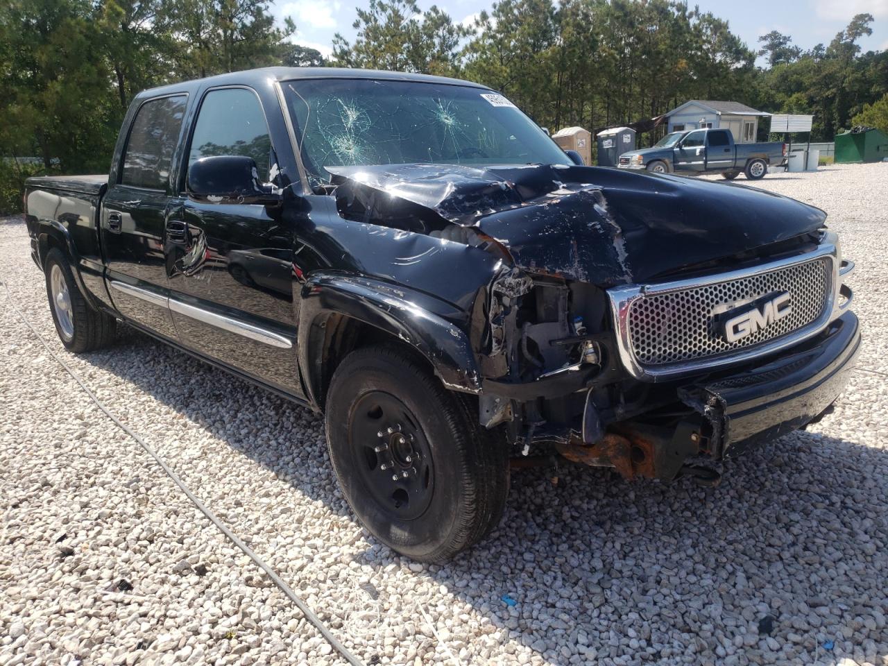 GMC SIERRA C15 2003 with VIN 1GTGC13U93F225223 - Photo from auction