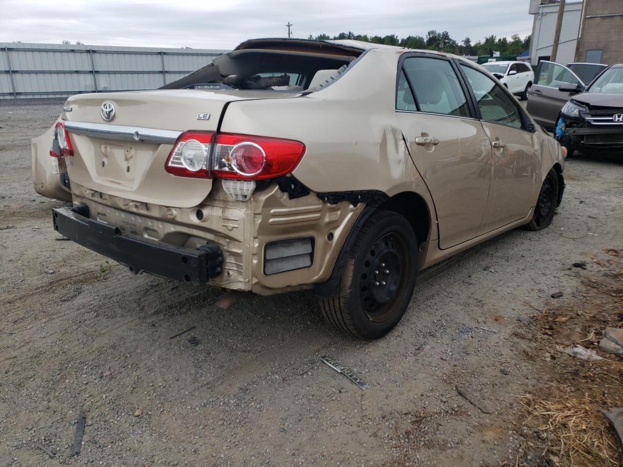 Photo 4 from auction – 2013 TOYOTA COROLLA BA with VIN 5YFBU4EE1DP165401