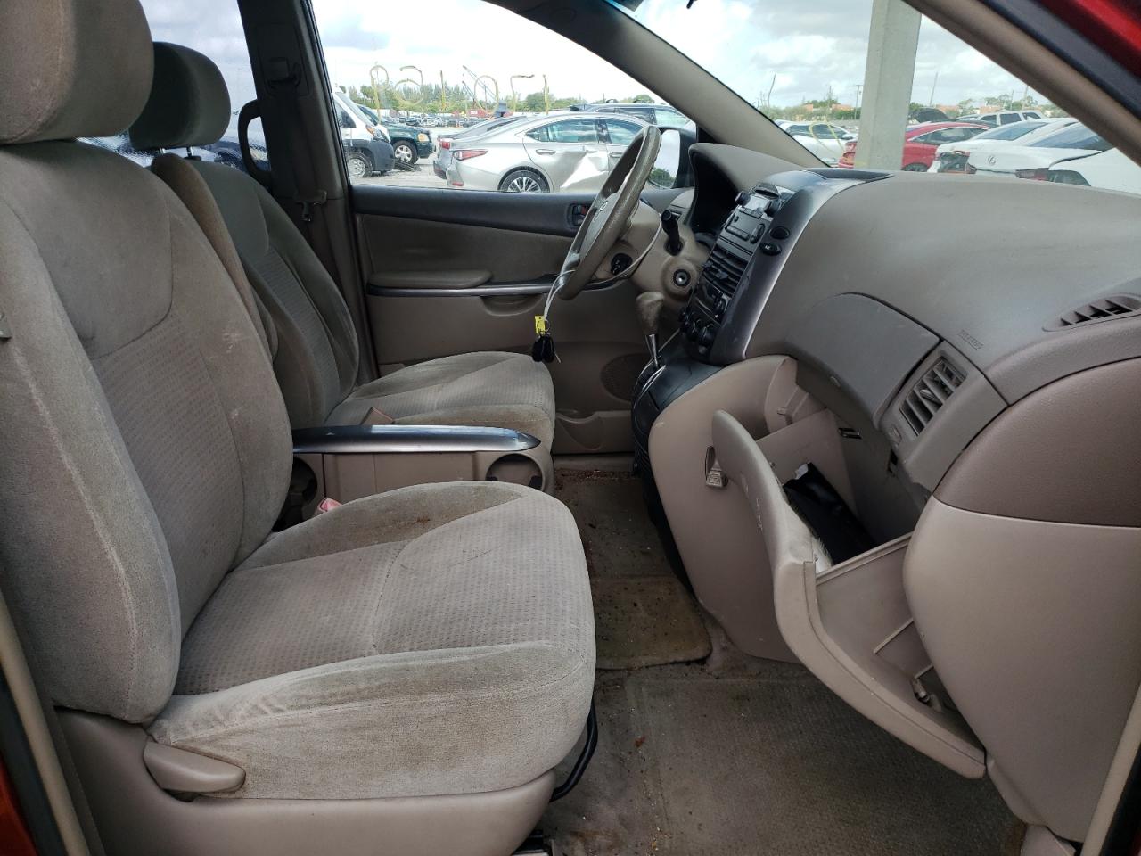 Photo 5 from auction – 2006 TOYOTA SIENNA CE with VIN 5TDZA23C96S457983