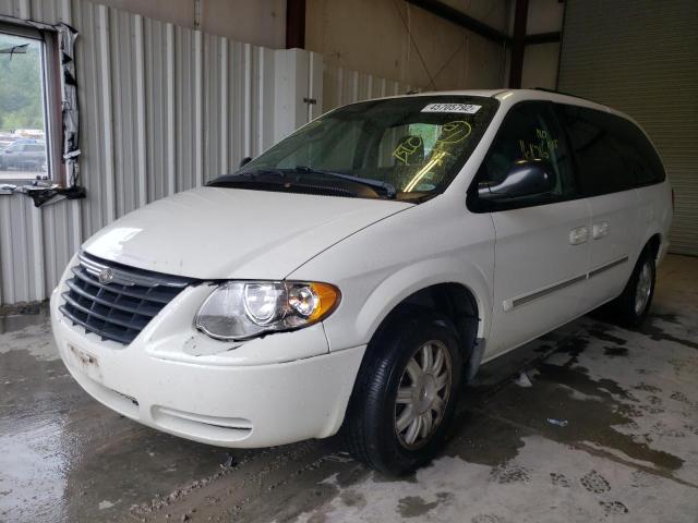 Photo 2 from auction – 2006 CHRYSLER TOWN&COUNT with VIN 2A4GP54L86R861687