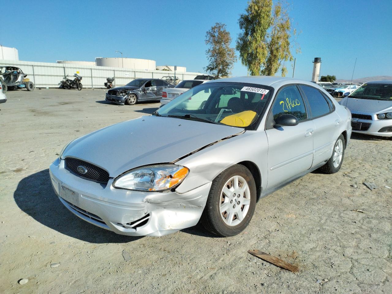 Photo 12 from auction – 2007 FORD TAURUS SE with VIN 1FAFP53U47A180644