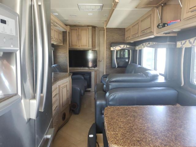 Photo 6 from auction – 2014 FREIGHTLINER CHASSIS XC with VIN 4UZAB2DTXECFV9056