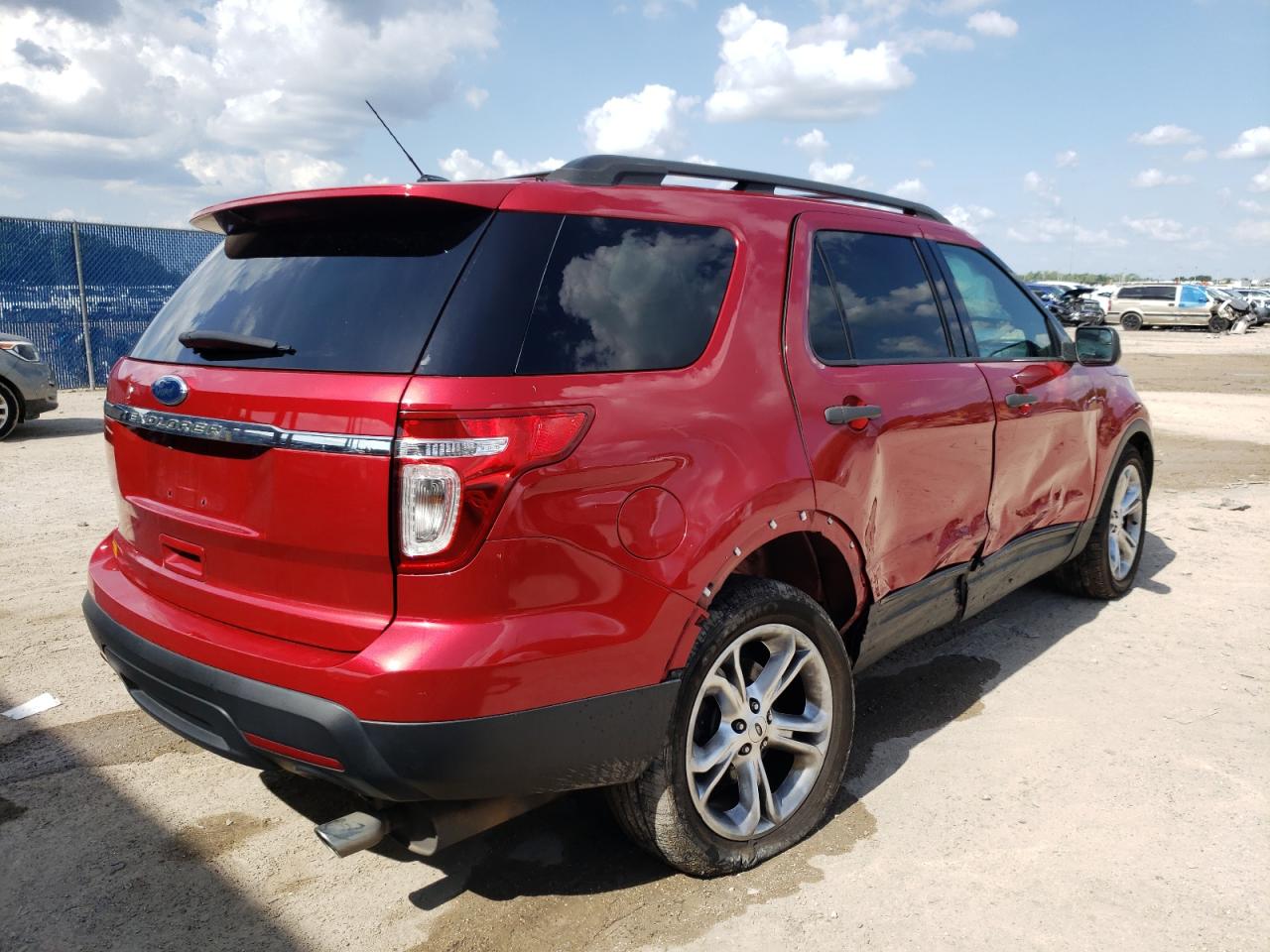 Photo 4 from auction – 2012 FORD EXPLORER with VIN 1FMHK7B80CGA79184