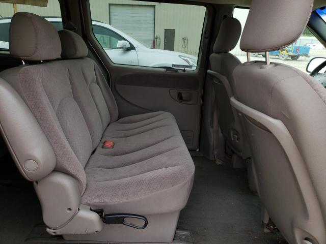 Photo 6 from auction – 2001 CHRYSLER TWN&CNTYLX with VIN 2C8GP44G81R117579