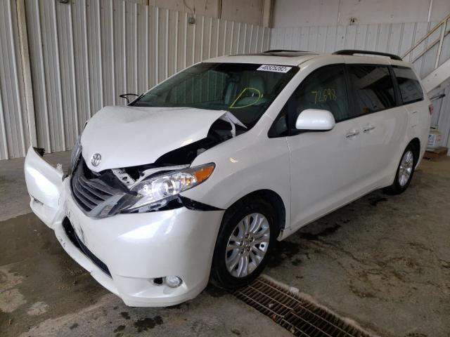 Photo 2 from auction – 2015 TOYOTA SIENNA XLE with VIN 5TDYK3DC5FS550142