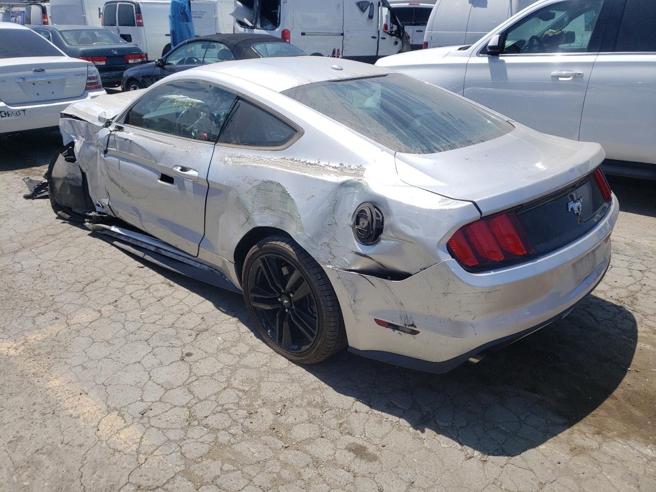 Photo 13 from auction – 2016 FORD MUSTANG with VIN 1FA6P8TH4G5261284
