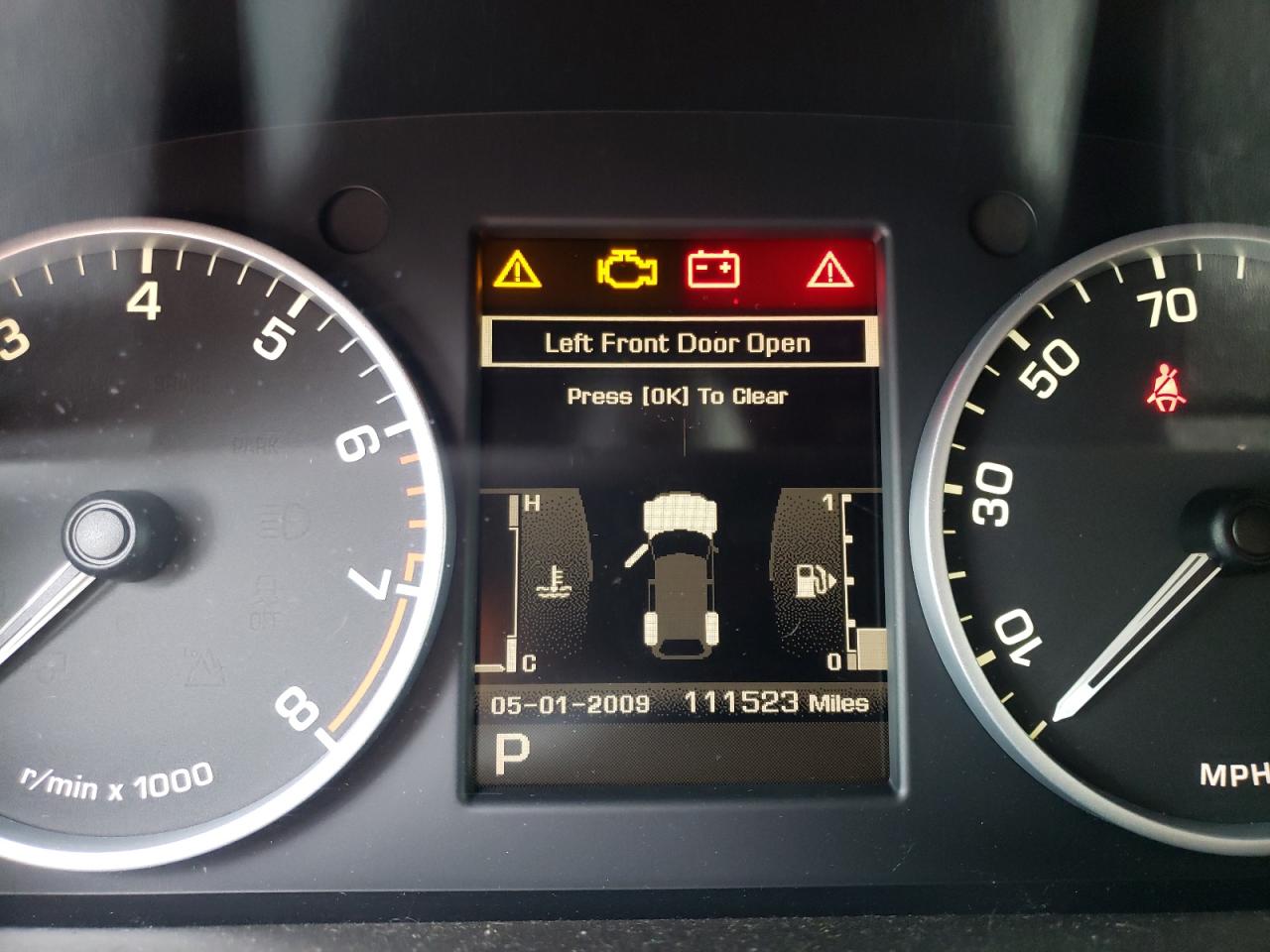 Photo 8 from auction – 2011 LAND ROVER RANGE ROVE with VIN SALSF2D45BA268144