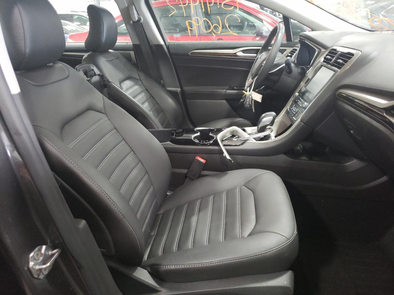 Фото 18 с аукциона – 2016 FORD FUSION SE с VIN 3FA6P0HD5GR224801
