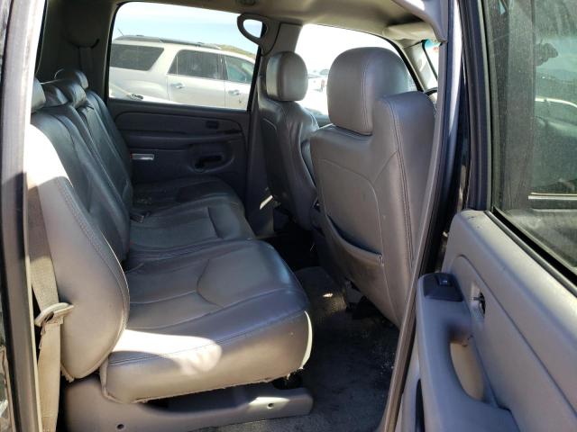 Photo 6 from auction – 2004 CHEVROLET SUBURBAN K with VIN 3GNFK16Z74G297907