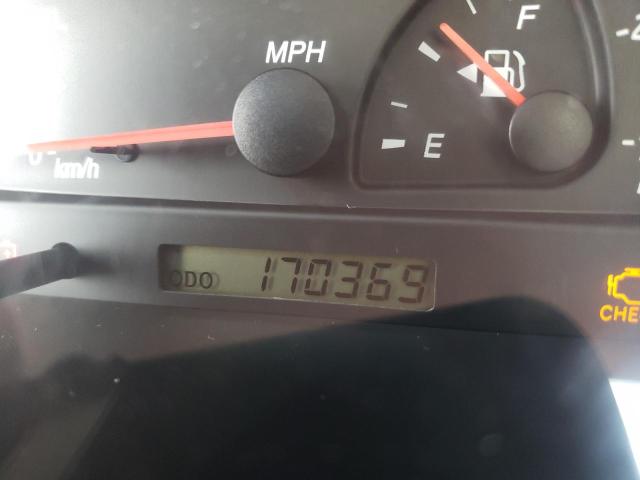 Photo 8 from auction – 2003 TOYOTA CAMRY LE with VIN 4T1BE32K03U194547