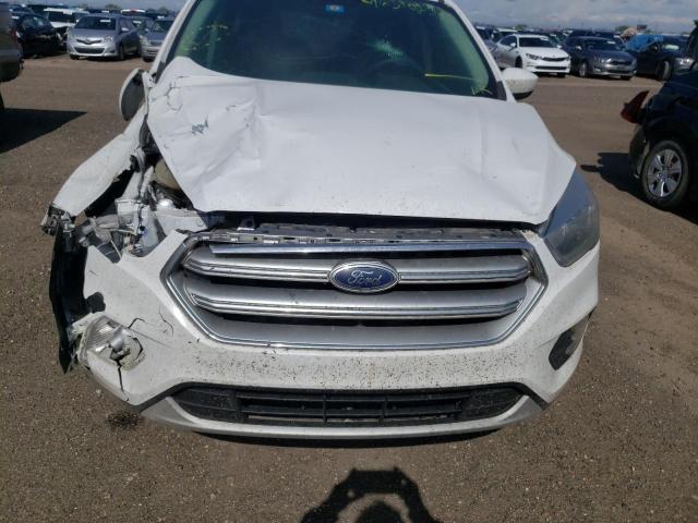 Photo 9 from auction – 2017 FORD ESCAPE SE with VIN 1FMCU0G95HUB21838