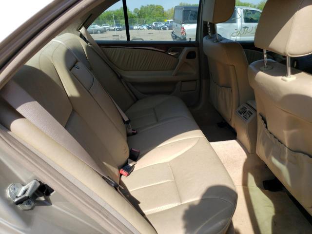 Photo 6 from auction – 1998 MERCEDES-BENZ E 320 with VIN WDBJF65F3WA619177