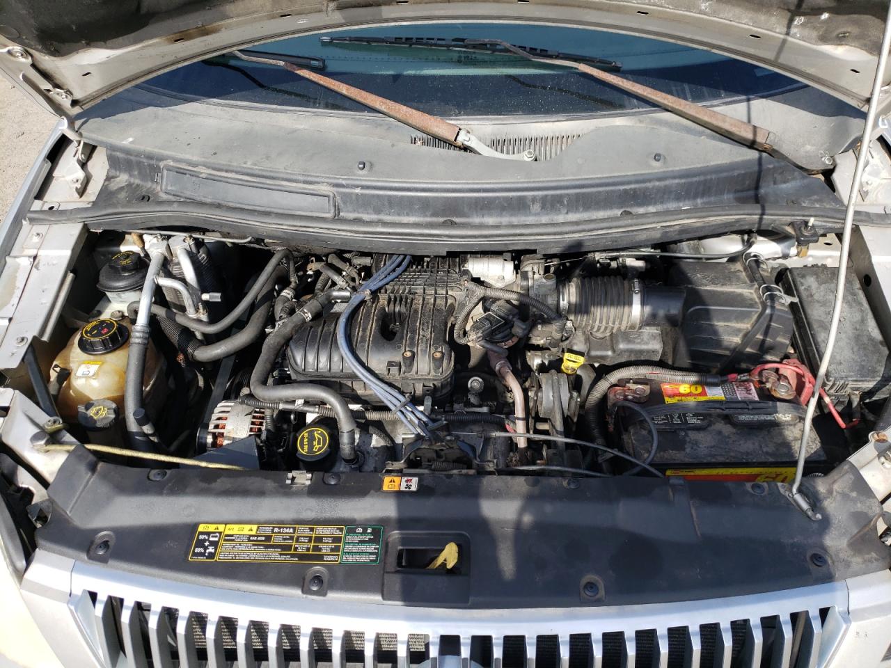Photo 7 from auction – 2004 MERCURY MONTEREY with VIN 2MRDA20214BJ01996