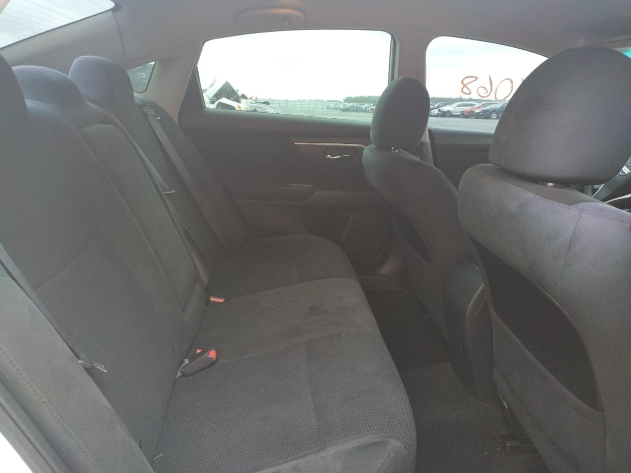 Photo 6 from auction – 2015 NISSAN ALTIMA 2.5 with VIN 1N4AL3AP2FC104804