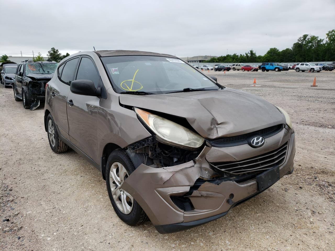Photo 13 from auction – 2011 HYUNDAI TUCSON GL with VIN KM8JT3AB4BU119156