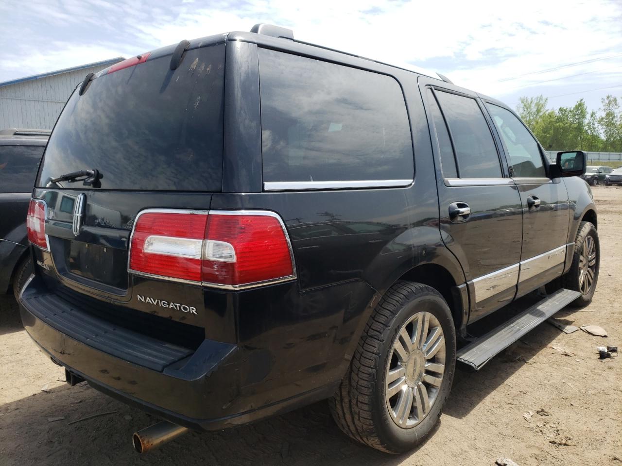 Photo 15 from auction – 2007 LINCOLN NAVIGATOR with VIN 5LMFU28567LJ04276