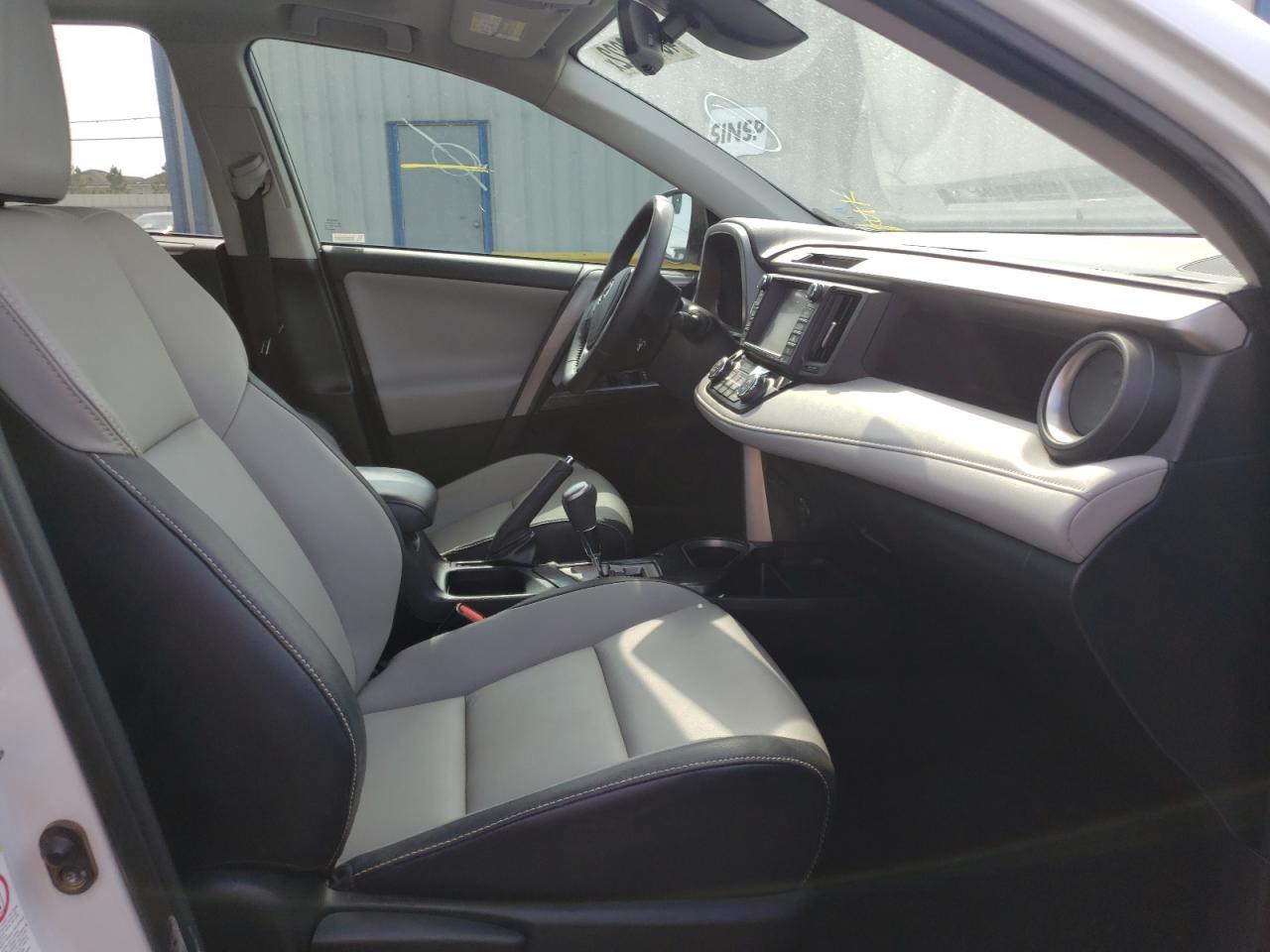 Photo 5 from auction – 2017 TOYOTA RAV4 LIMIT with VIN 2T3YFREV4HW380106