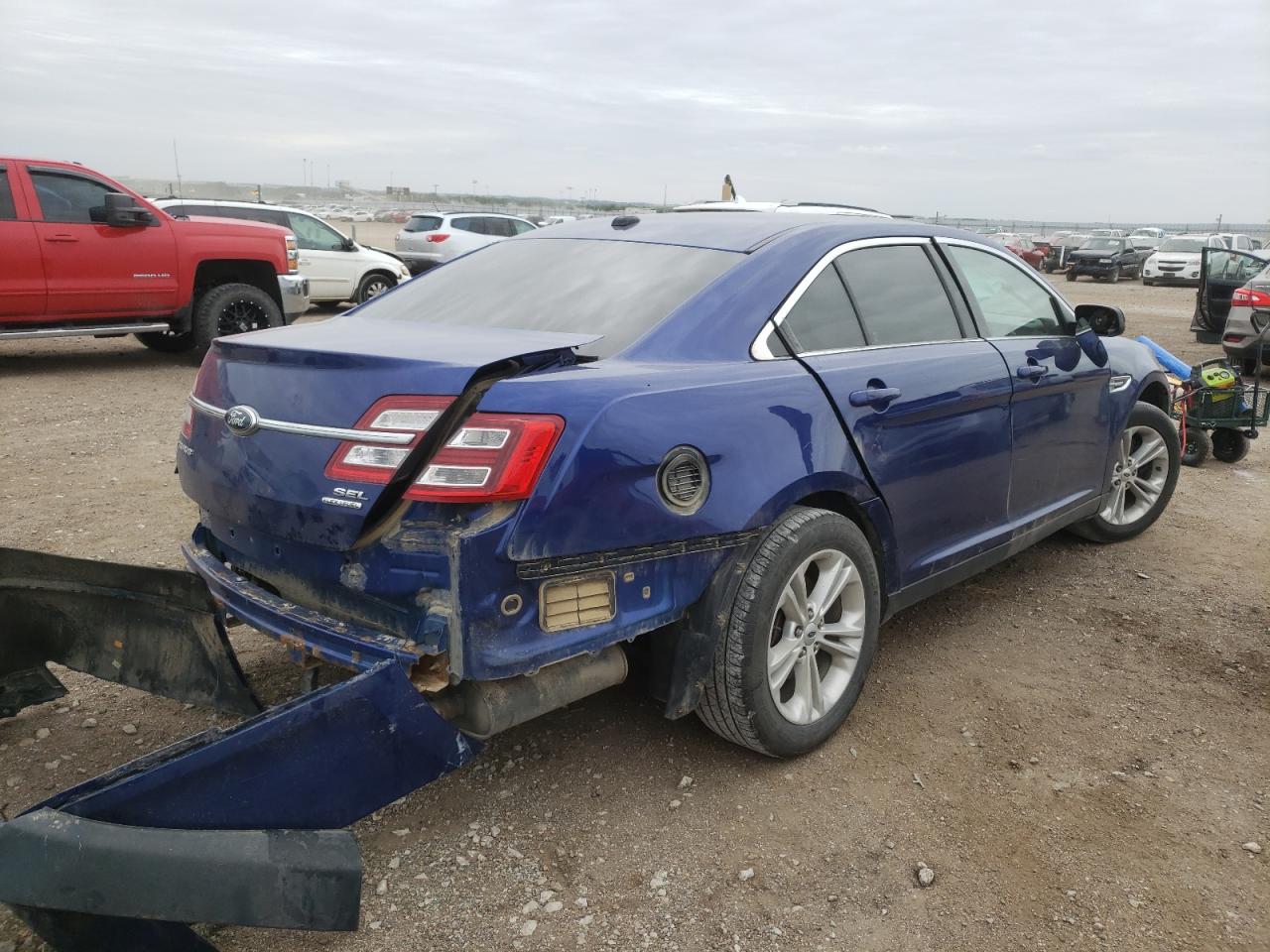 Фото 4 с аукциона – 2013 FORD TAURUS SEL с VIN 1FAHP2E85DG156269