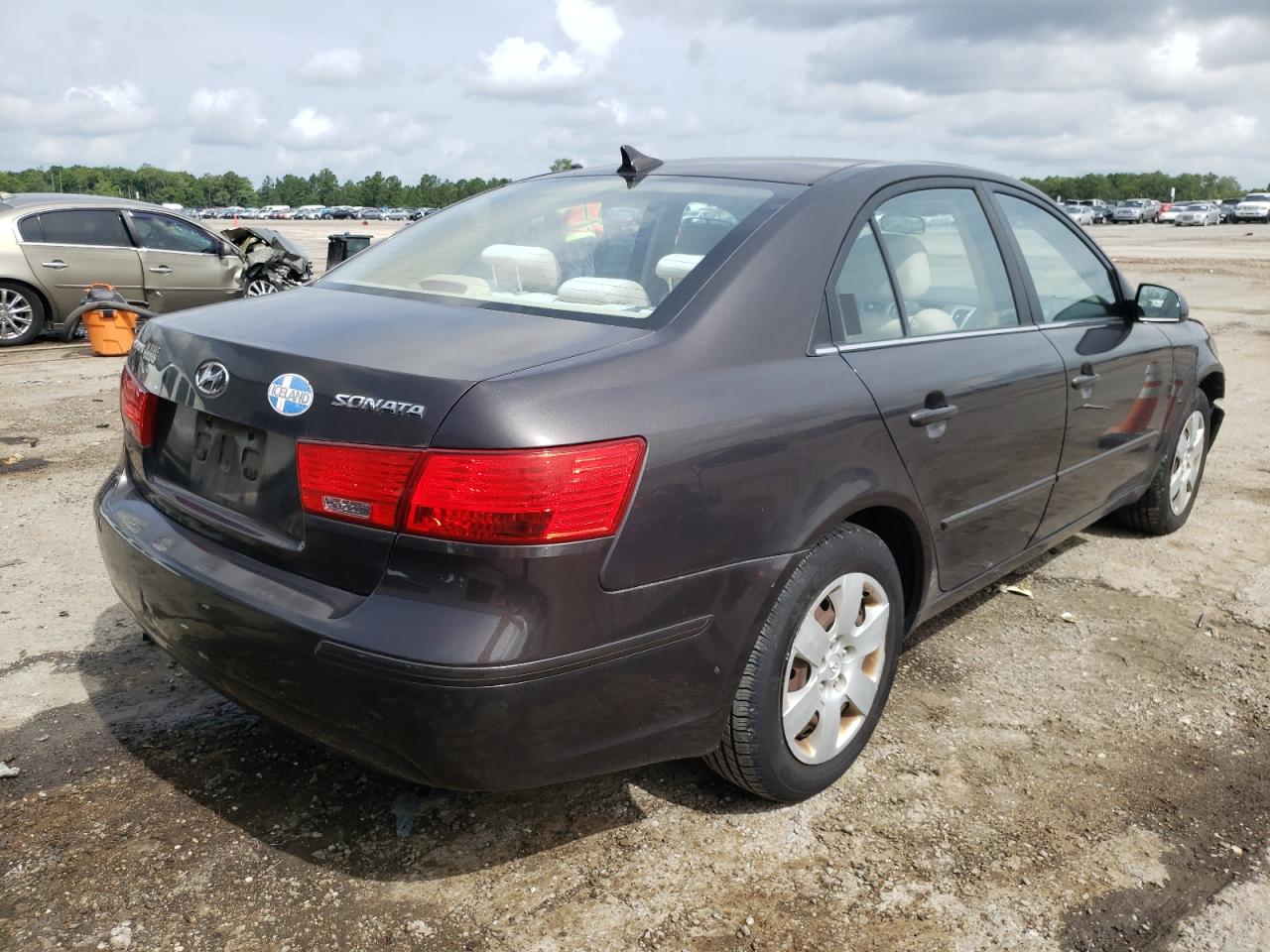 Photo 4 from auction – 2009 HYUNDAI SONATA GLS with VIN 5NPET46C19H509455