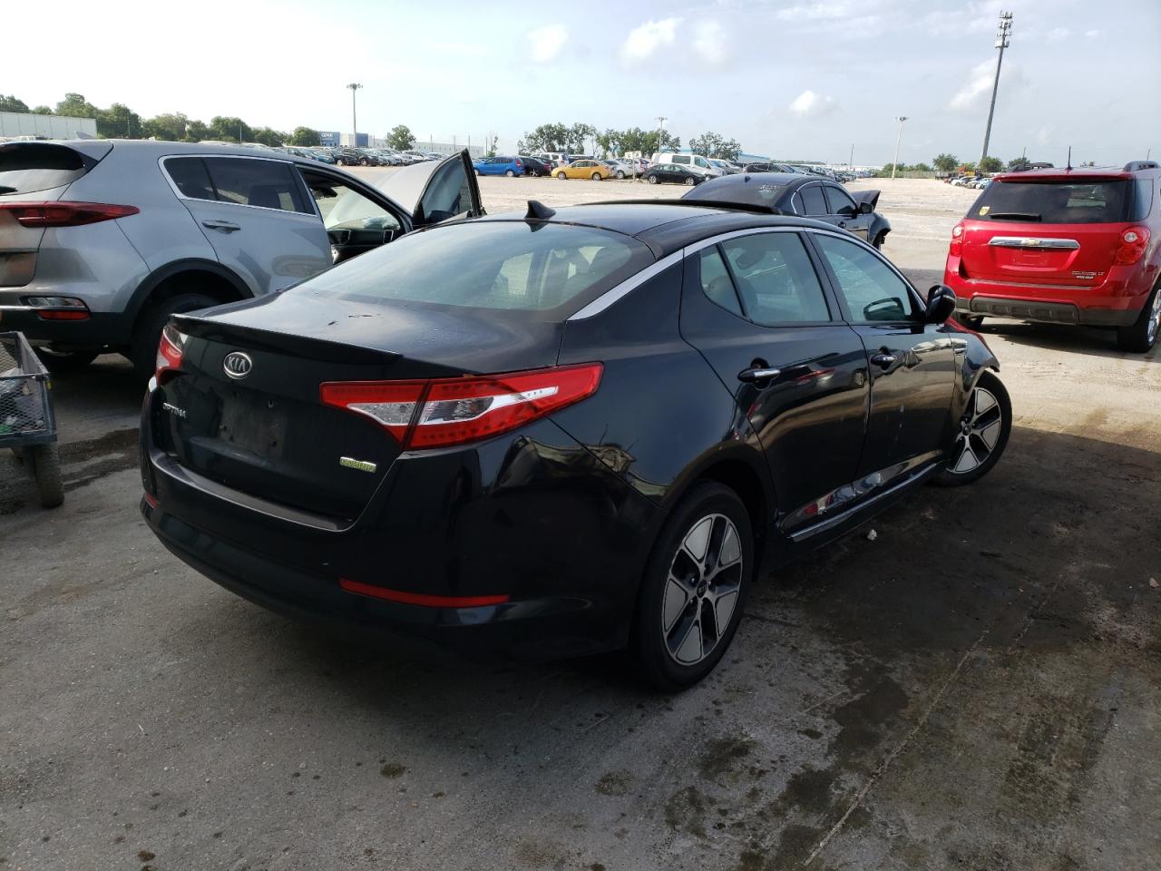 Photo 4 from auction – 2011 KIA OPTIMA HYB with VIN KNAGM4AD1B5000426