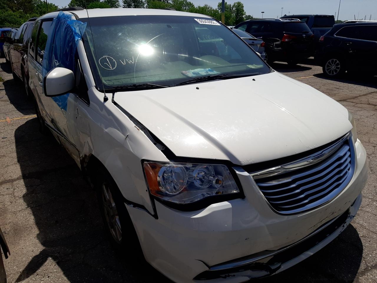 Photo 1 from auction – 2012 CHRYSLER TOWN & COU with VIN 2C4RC1BGXCR126763