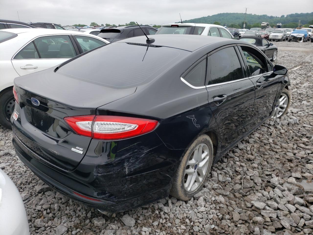 Photo 4 from auction – 2016 FORD FUSION SE with VIN 3FA6P0HD2GR145067
