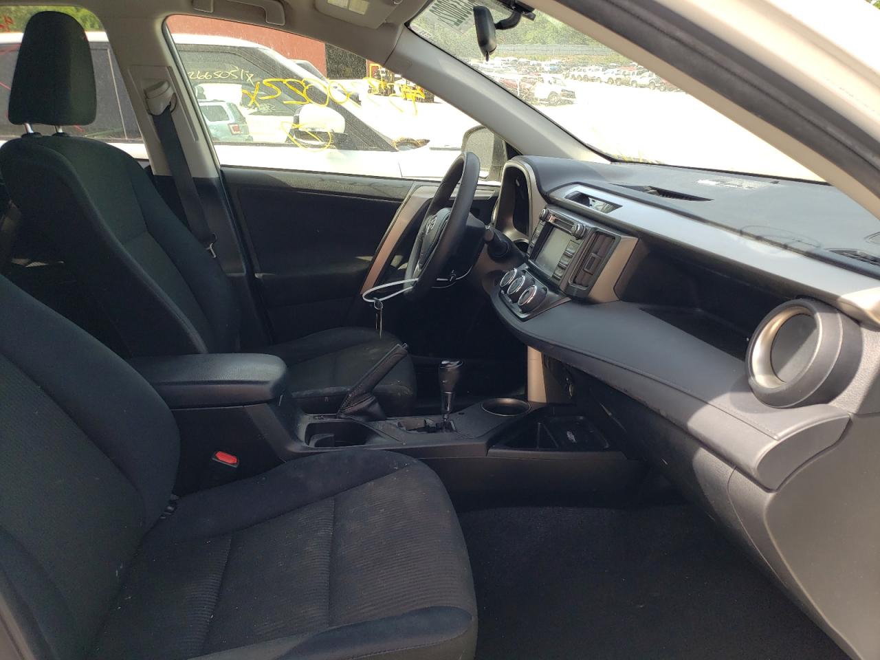 Photo 5 from auction – 2015 TOYOTA RAV4 LE with VIN JTMBFREV1FD143671