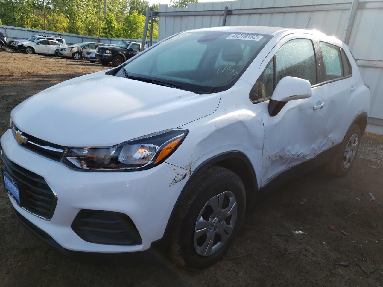 Photo 9 from auction – 2017 CHEVROLET TRAX LS with VIN 3GNCJKSB9HL190097