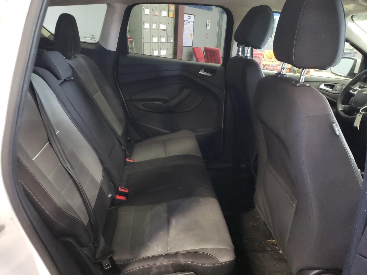 Photo 6 from auction – 2014 FORD ESCAPE SE with VIN 1FMCU0GX9EUB81339