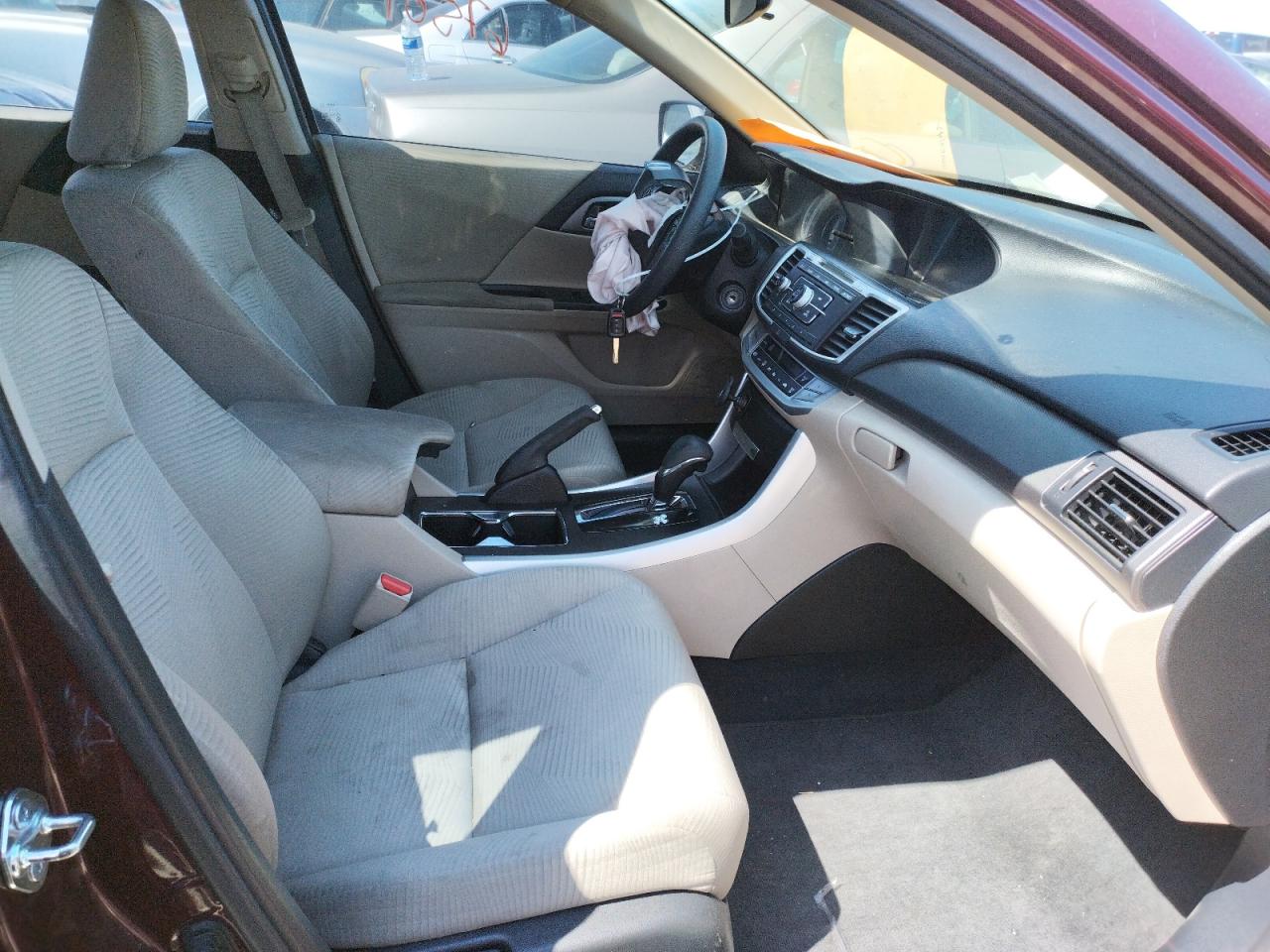 Photo 5 from auction – 2015 HONDA ACCORD LX with VIN 1HGCR2F30FA243246