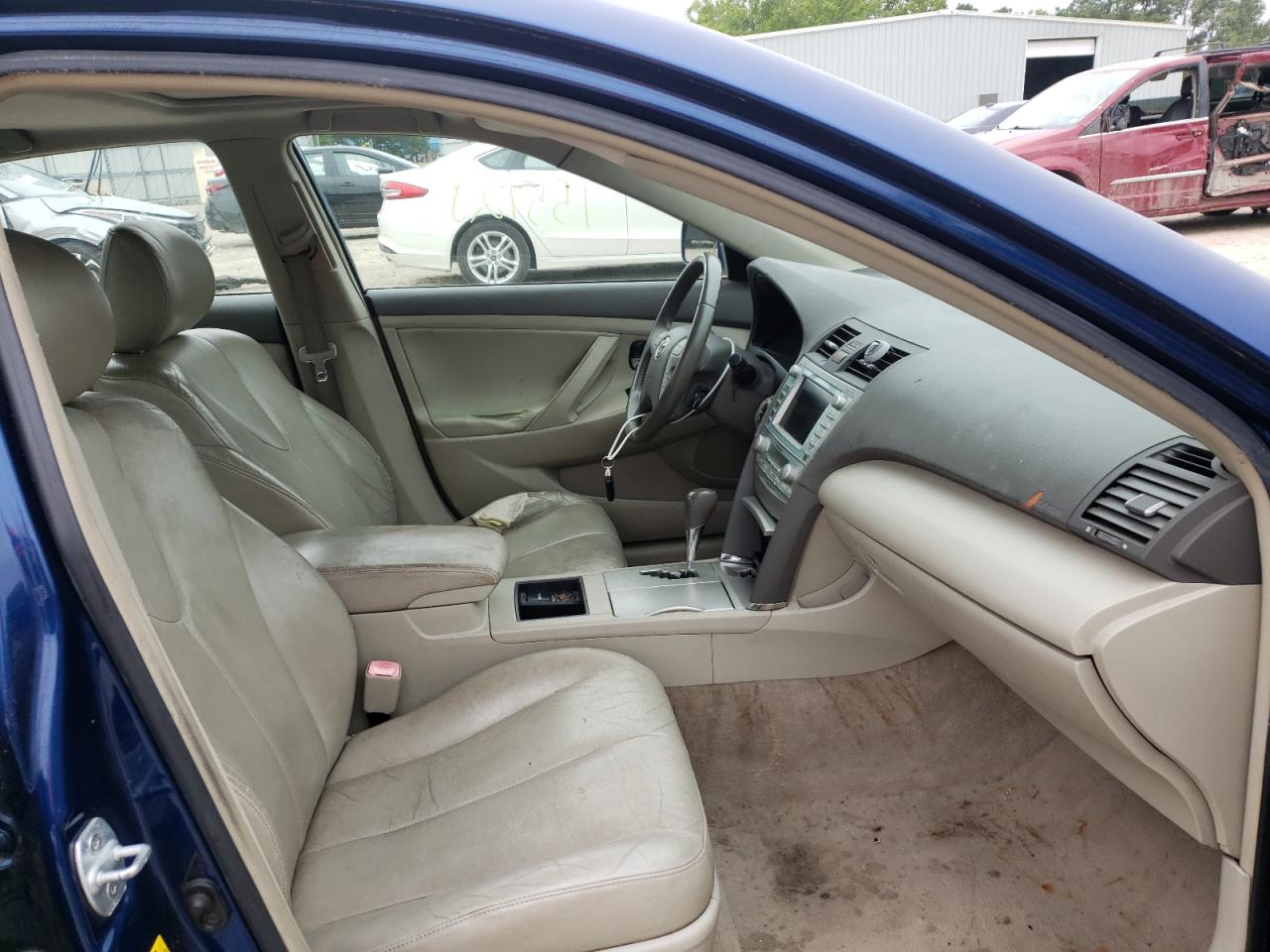 Photo 9 from auction – 2007 TOYOTA CAMRY HYBR with VIN JTNBB46K273017907
