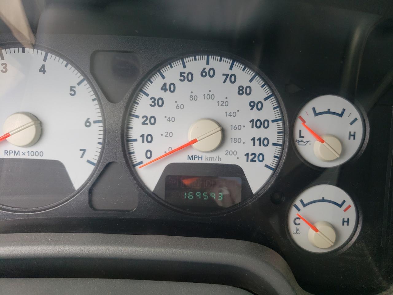 Photo 8 from auction – 2007 DODGE RAM 1500 S with VIN 1D7HA18237S198153