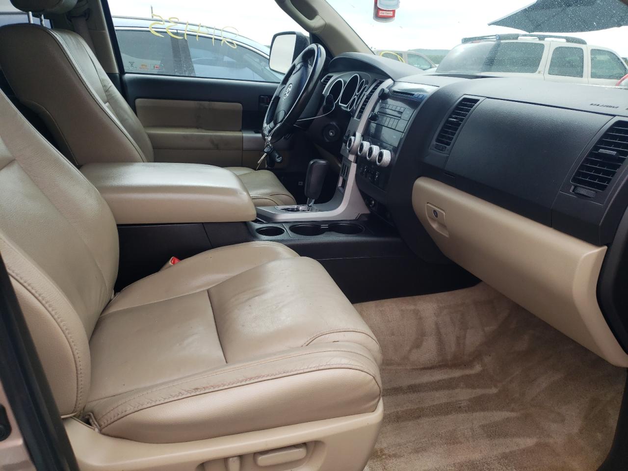 Photo 18 from auction – 2008 TOYOTA SEQUOIA SR with VIN 5TDBY64A28S005653