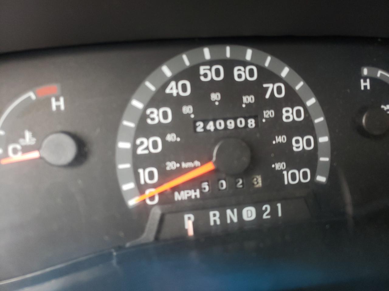 Photo 8 from auction – 2003 FORD ECONOLINE with VIN 1FTRE14273HA12775