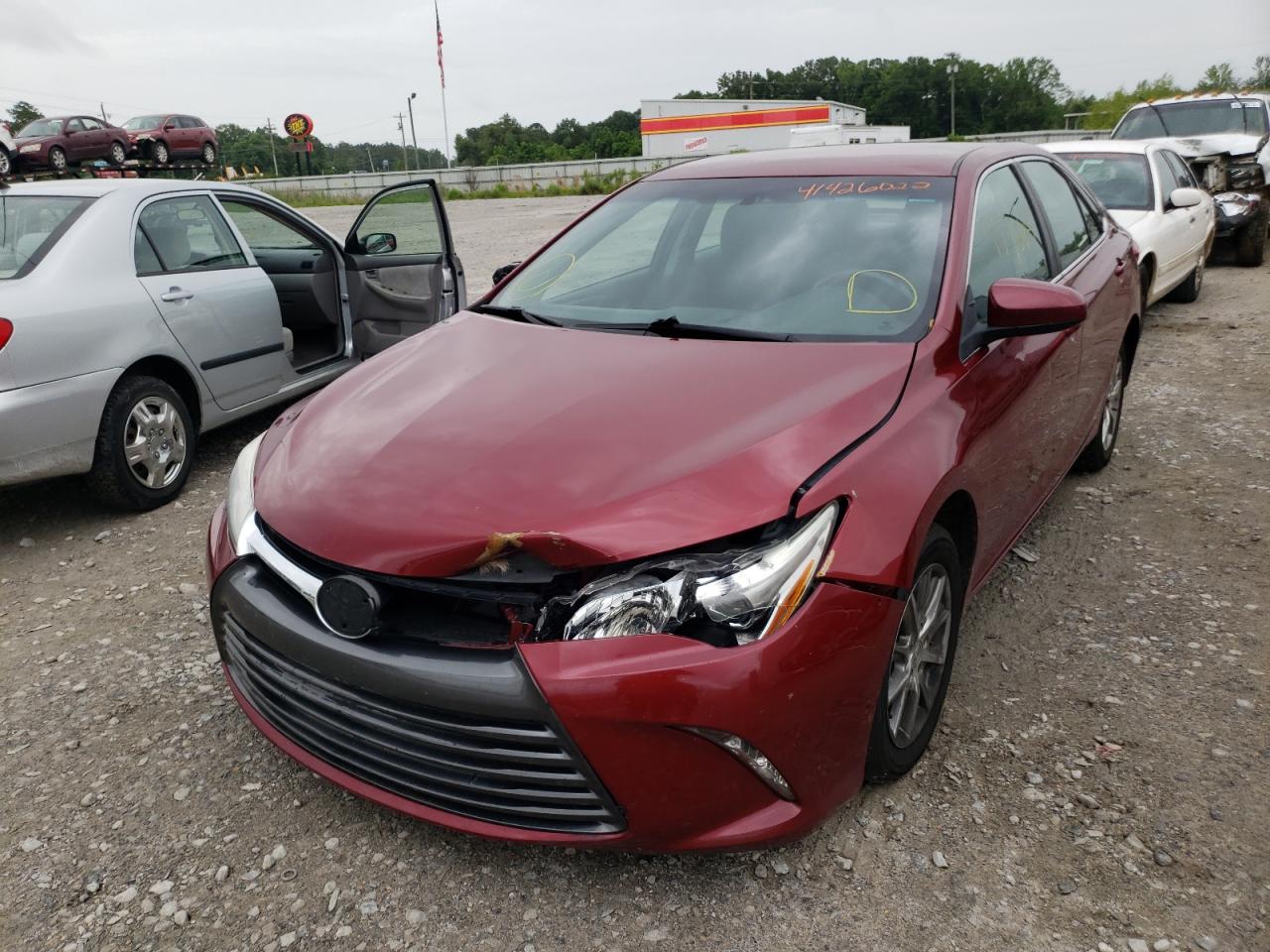 Photo 2 from auction – 2015 TOYOTA CAMRY LE with VIN 4T1BF1FK2FU938424